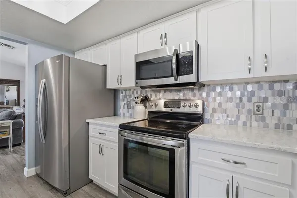 $689,999 | 7611 Mako Drive, Hudson, FL 34667