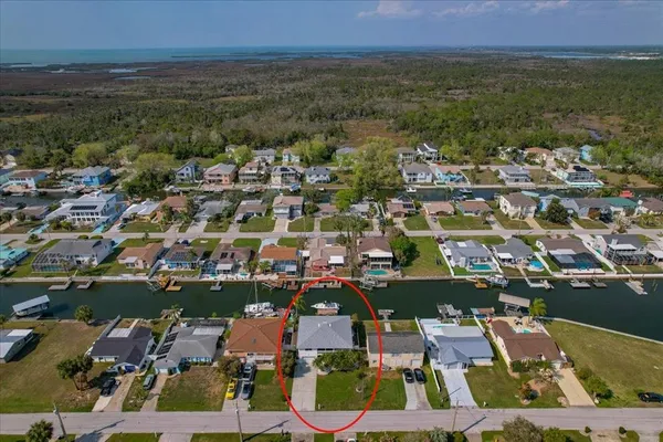 $689,999 | 7611 Mako Drive, Hudson, FL 34667