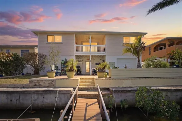 $689,999 | 7611 Mako Drive, Hudson, FL 34667