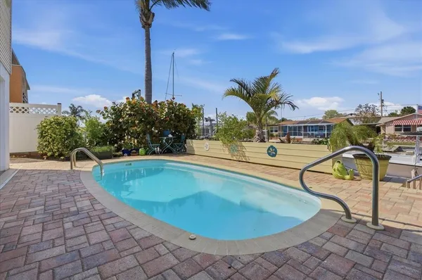 $689,999 | 7611 Mako Drive, Hudson, FL 34667