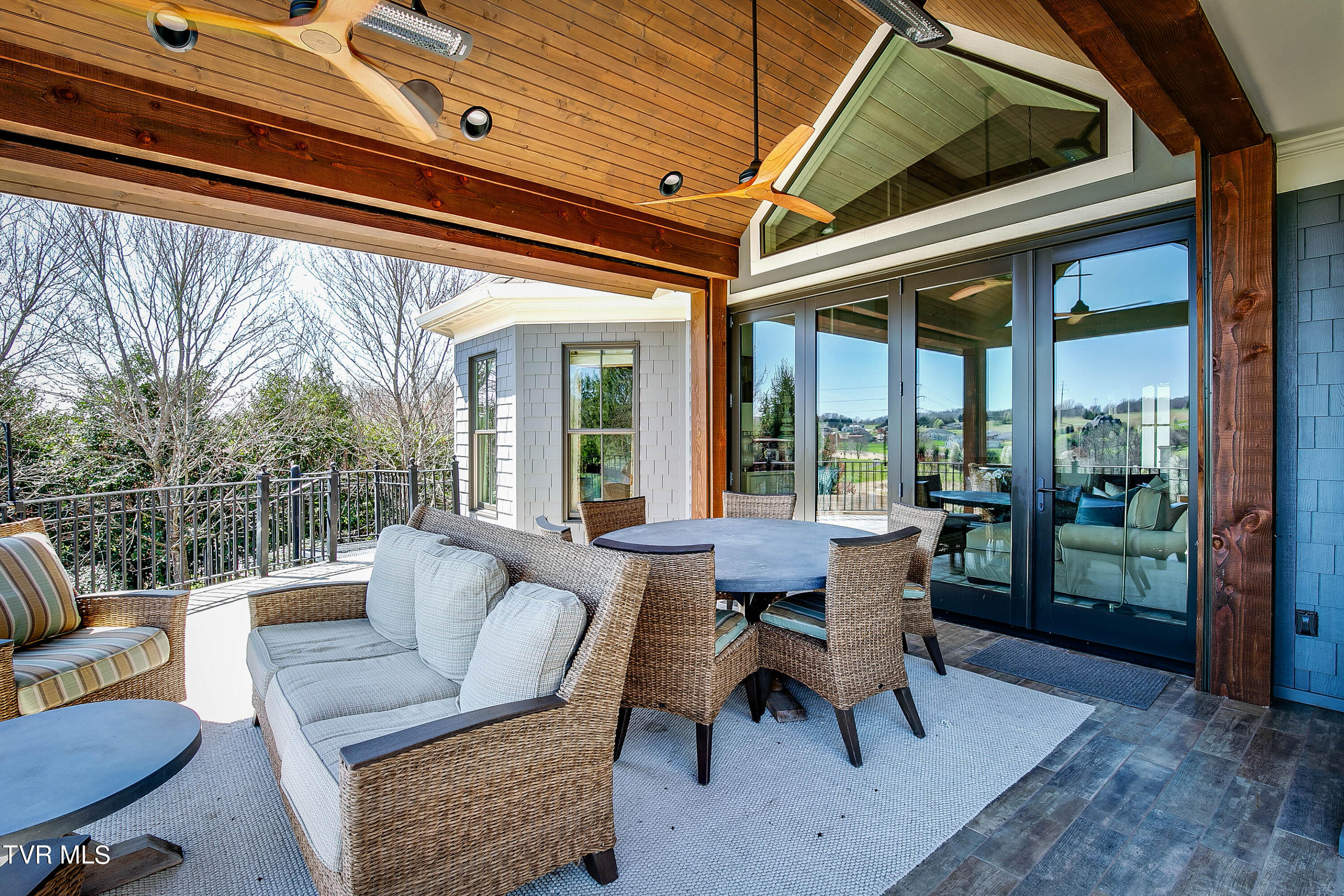 104 Magnolia Ridge Drive Jonesborough, TN 37659 - Photo 15 of 80 15-Magnolia Ridge Dr-19