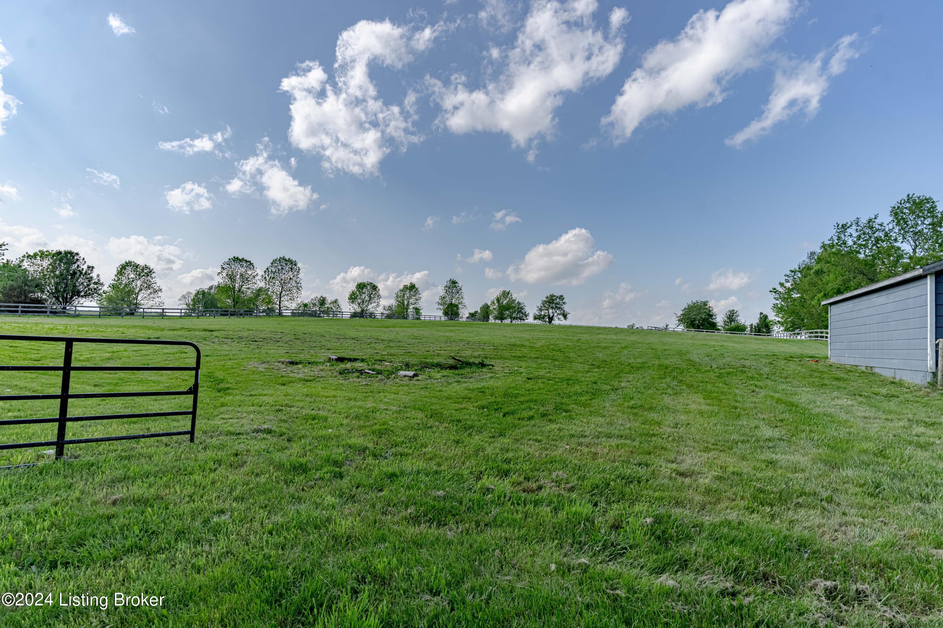 9574 Cropper Road Pleasureville, KY 40057 - Photo 10 of 46 DSC08266