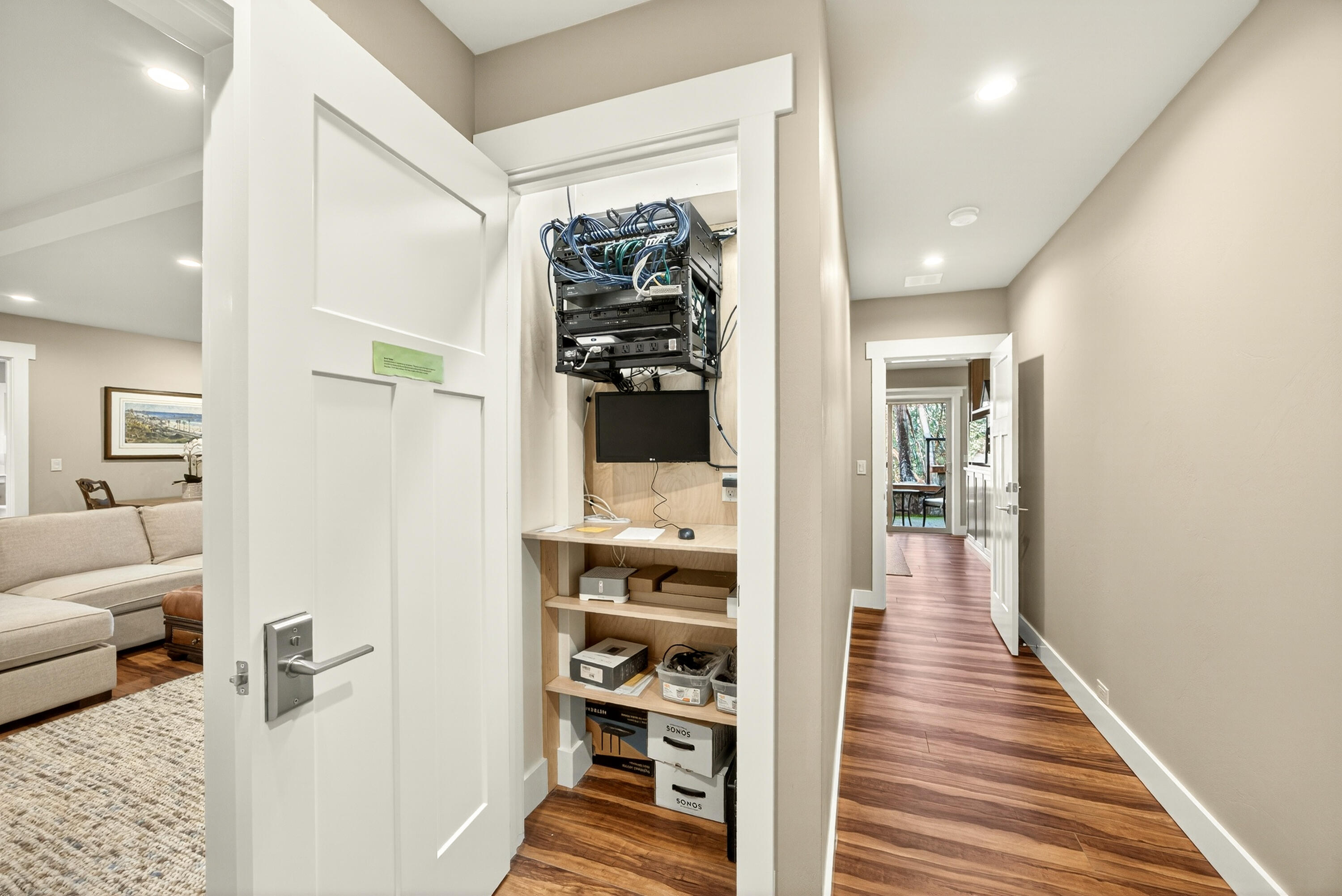 930 Granite Ridge Circle Jacksonville, OR 97530 - Photo 40 of 79 Media closet.