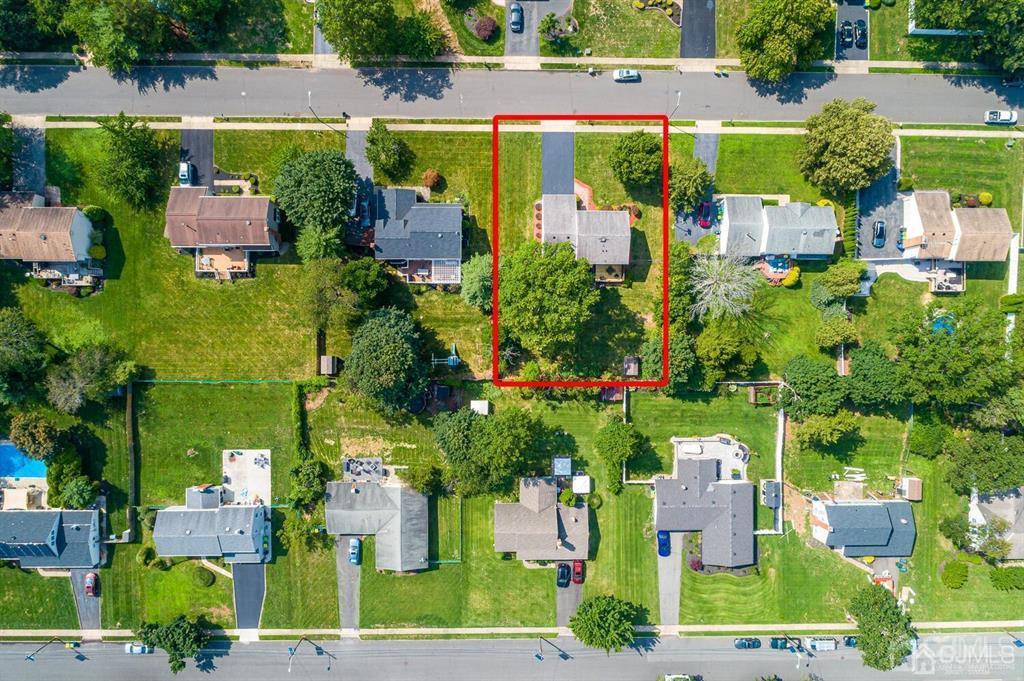 127 Hickory Road Somerset, NJ 08873 - Photo 50 of 51 an aerial view of multiple house
