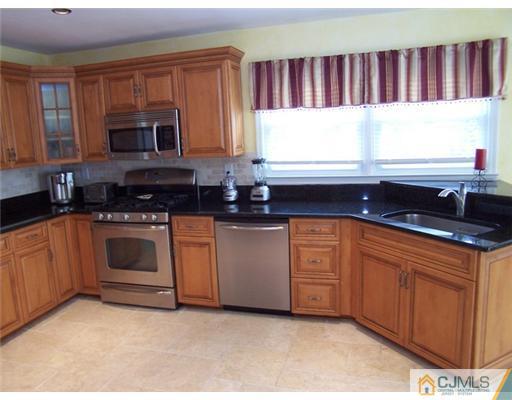 42 Oakland Road Old Bridge, NJ 08857 - Photo 14 of 25 Gallery Image 14