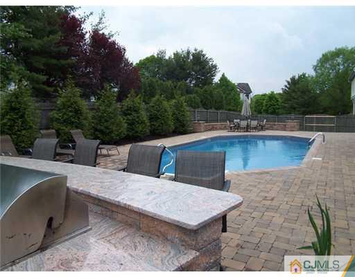 42 Oakland Road Old Bridge, NJ 08857 - Photo 3 of 25 Gallery Image 3