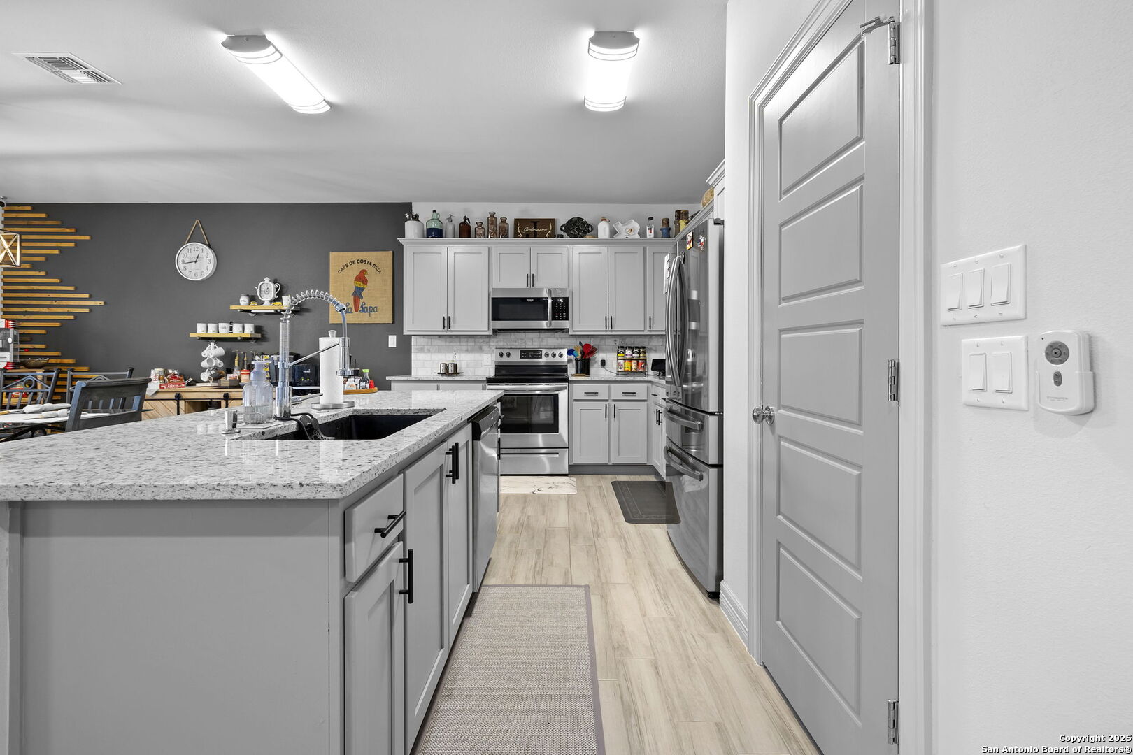 118 Red Tail Cove Spring Branch, TX 78070 - Photo 12 of 41