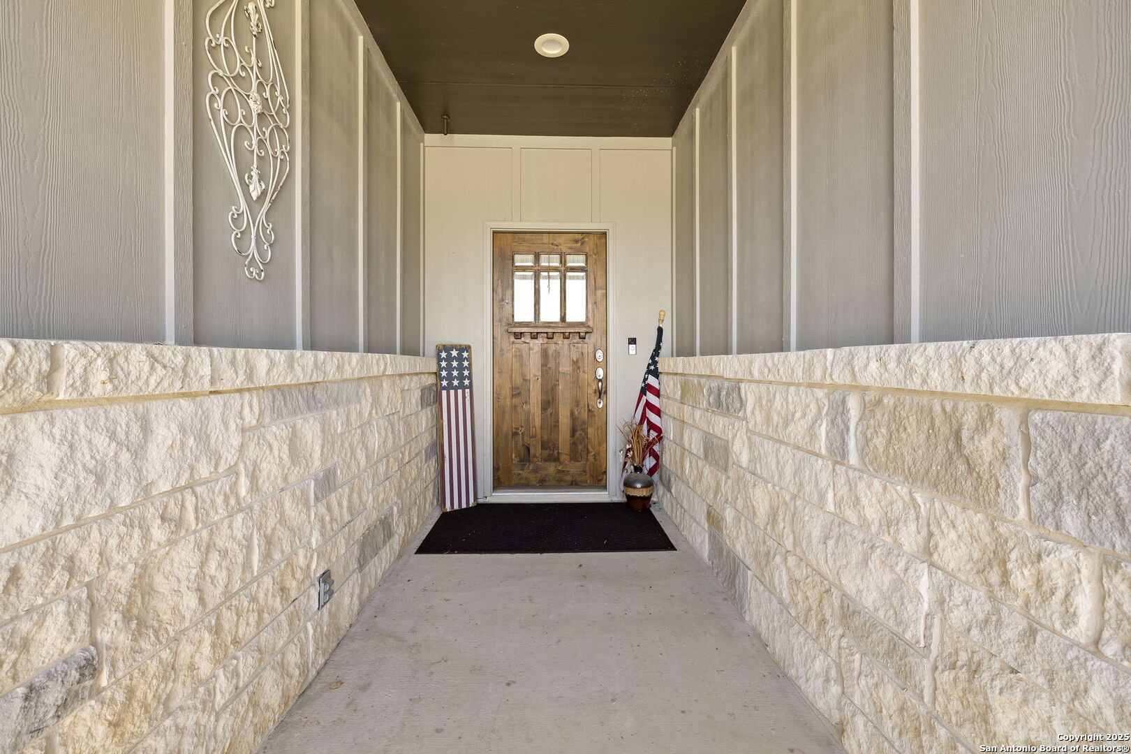 118 Red Tail Cove Spring Branch, TX 78070 - Photo 8 of 41