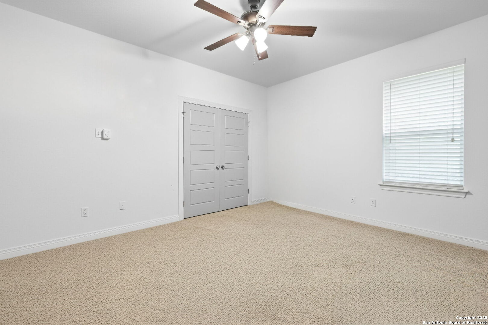 118 Red Tail Cove Spring Branch, TX 78070 - Photo 9 of 41