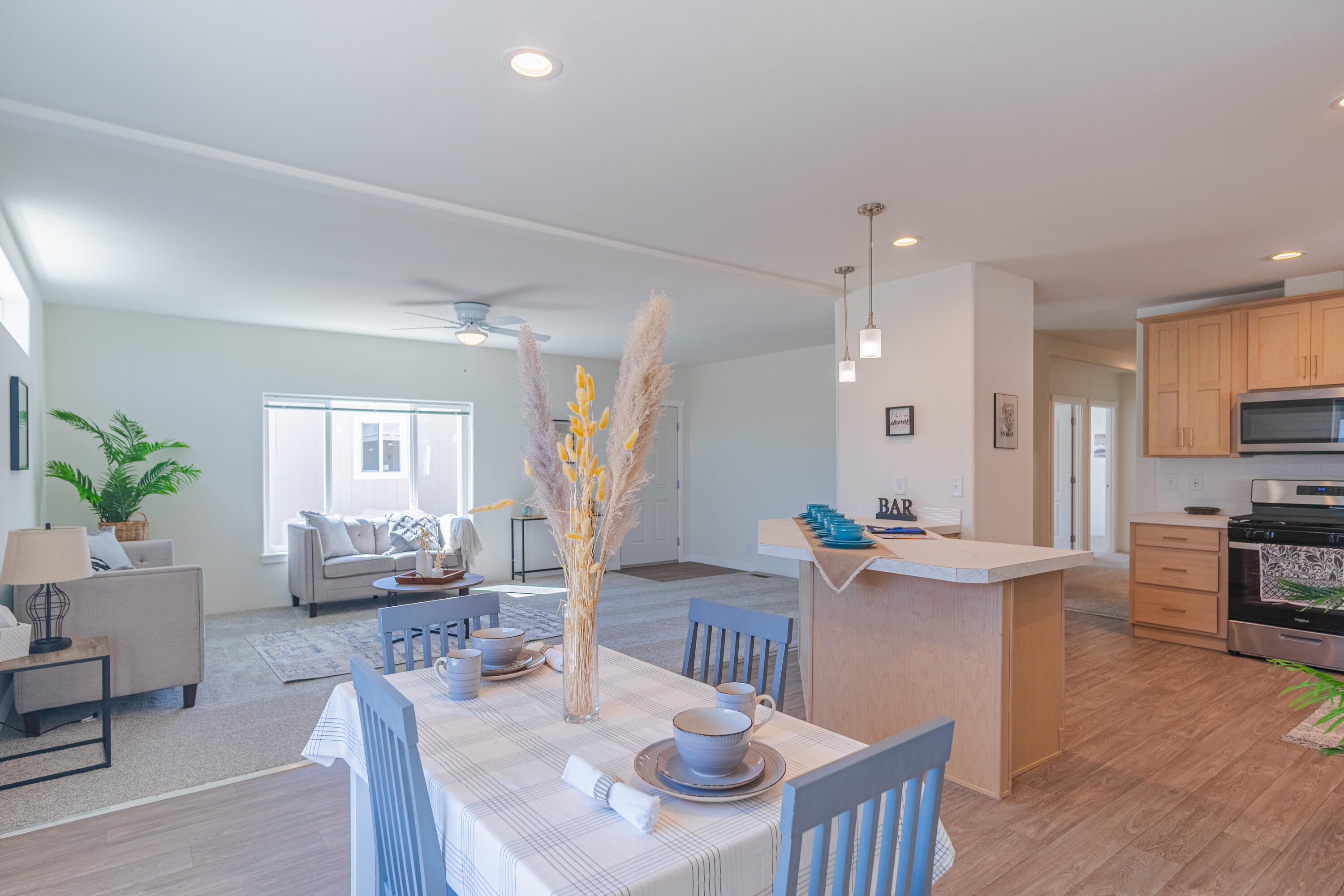 300 Luman Road, Unit 206 Phoenix, OR 97535 - Photo 6 of 40 OR206-6