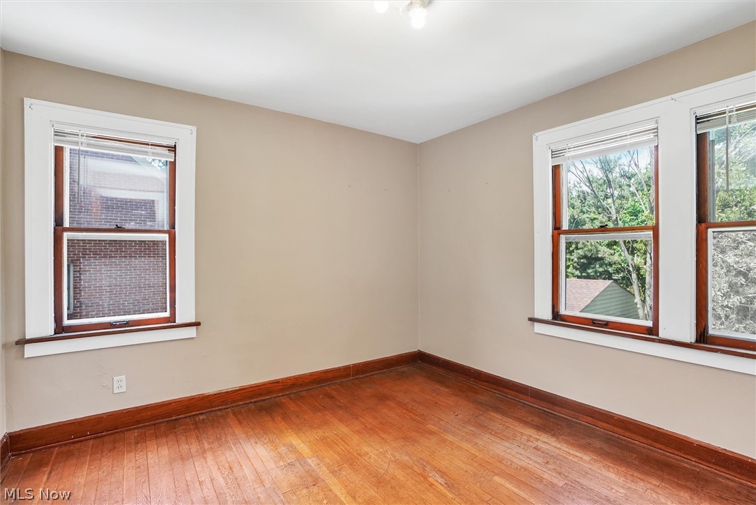 3949 Northampton Road Cleveland Heights, OH 44121 - Photo 17 of 24 Gallery Image 17