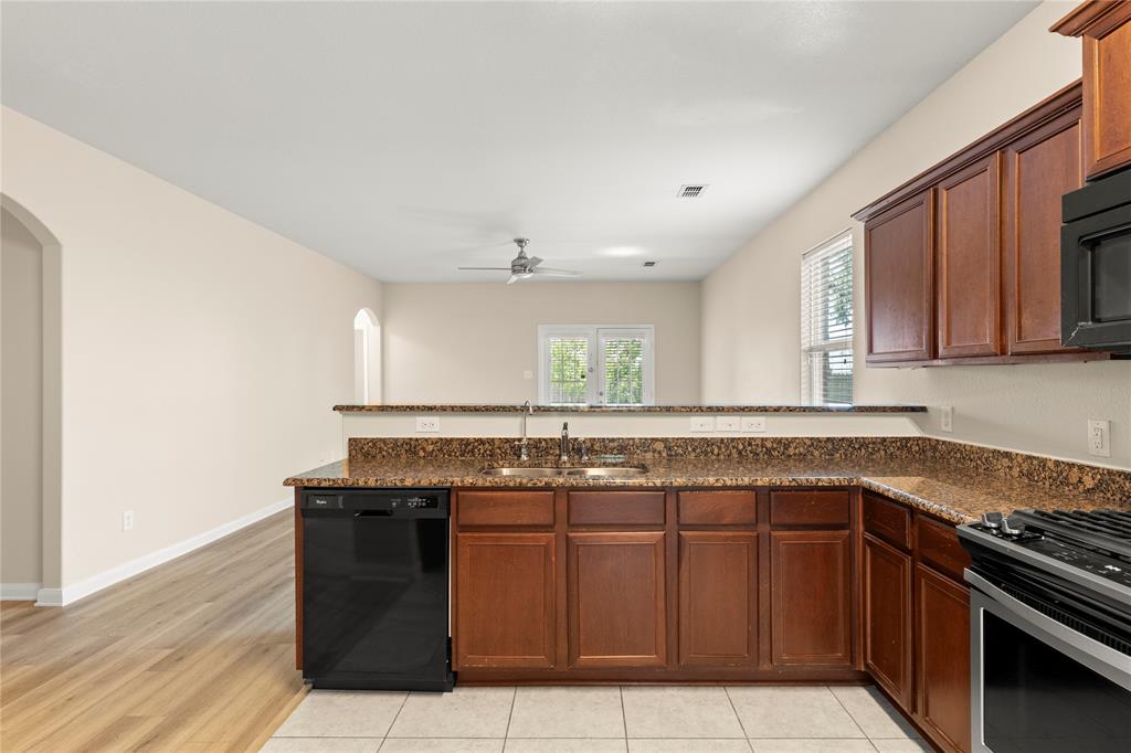 3003 Rocking Hills Trail Forney, TX 75126 - Photo 5 of 16 Gallery Image 5