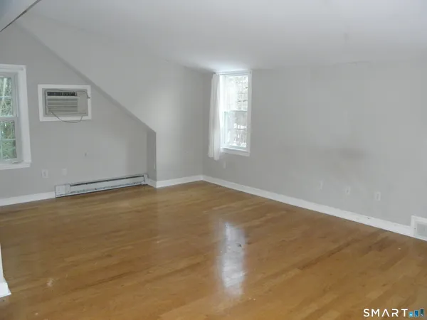 $295,000 | 31 Woodland Drive, Norwich, CT 06360