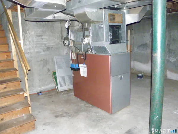 $295,000 | 31 Woodland Drive, Norwich, CT 06360