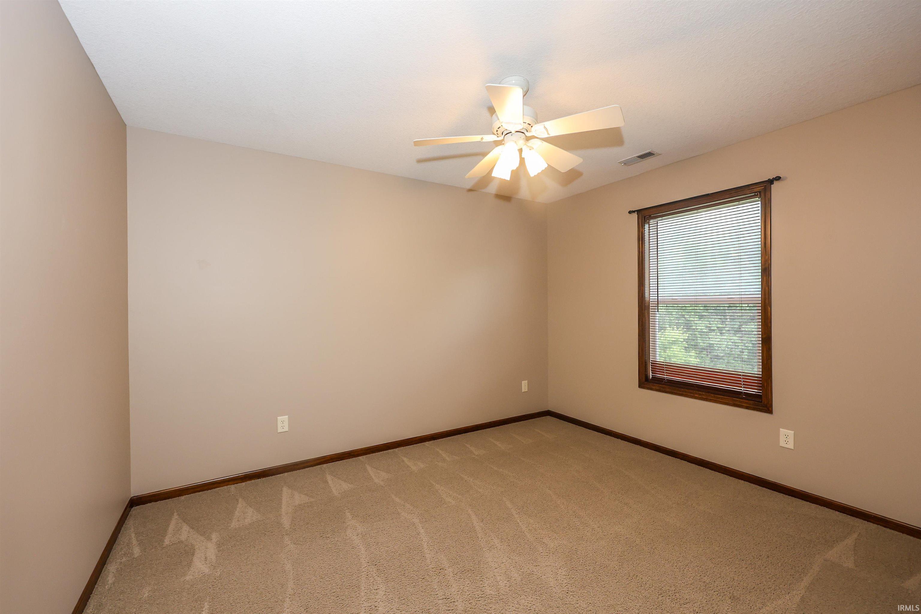 11919 Edgerton Road New Haven, IN 46774 - Photo 31 of 41