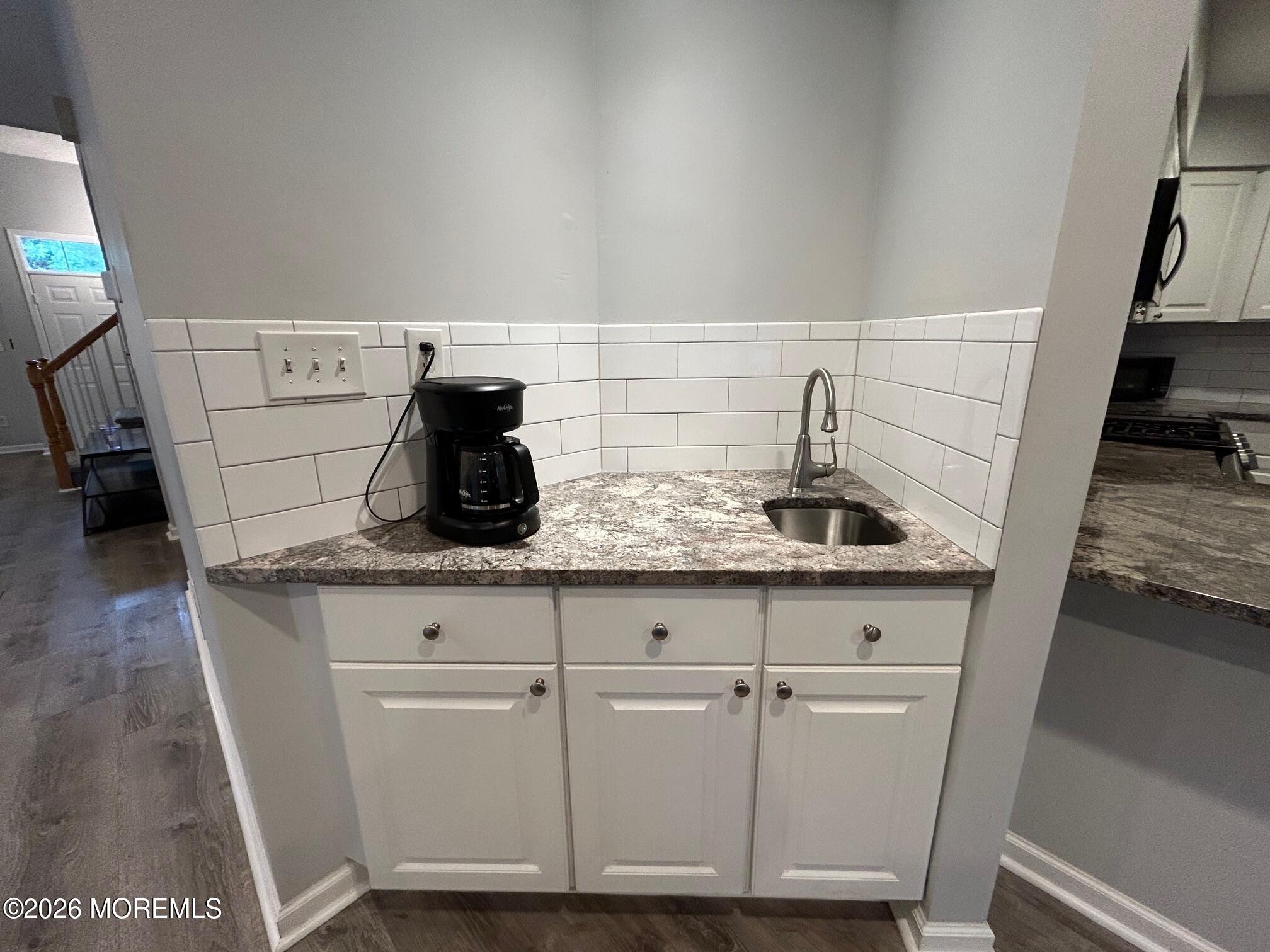 48 Winthrop Road, Unit 48B Monroe Township, NJ 08831 - Photo 16 of 58 IMG_2974