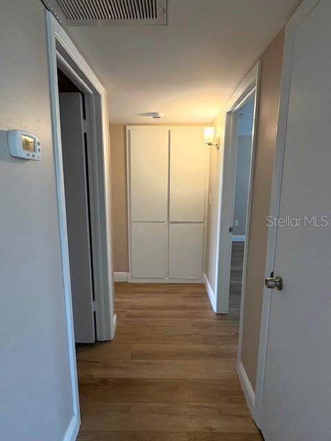 1005 Rickenbacker Drive Sun City Center, FL 33573 - Photo 26 of 57