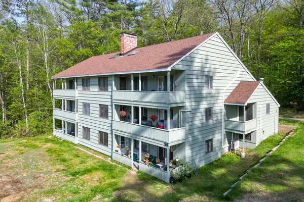 $349,000 | 14 E Seasons At Attitash Road, Unit E, Bartlett, NH 03860