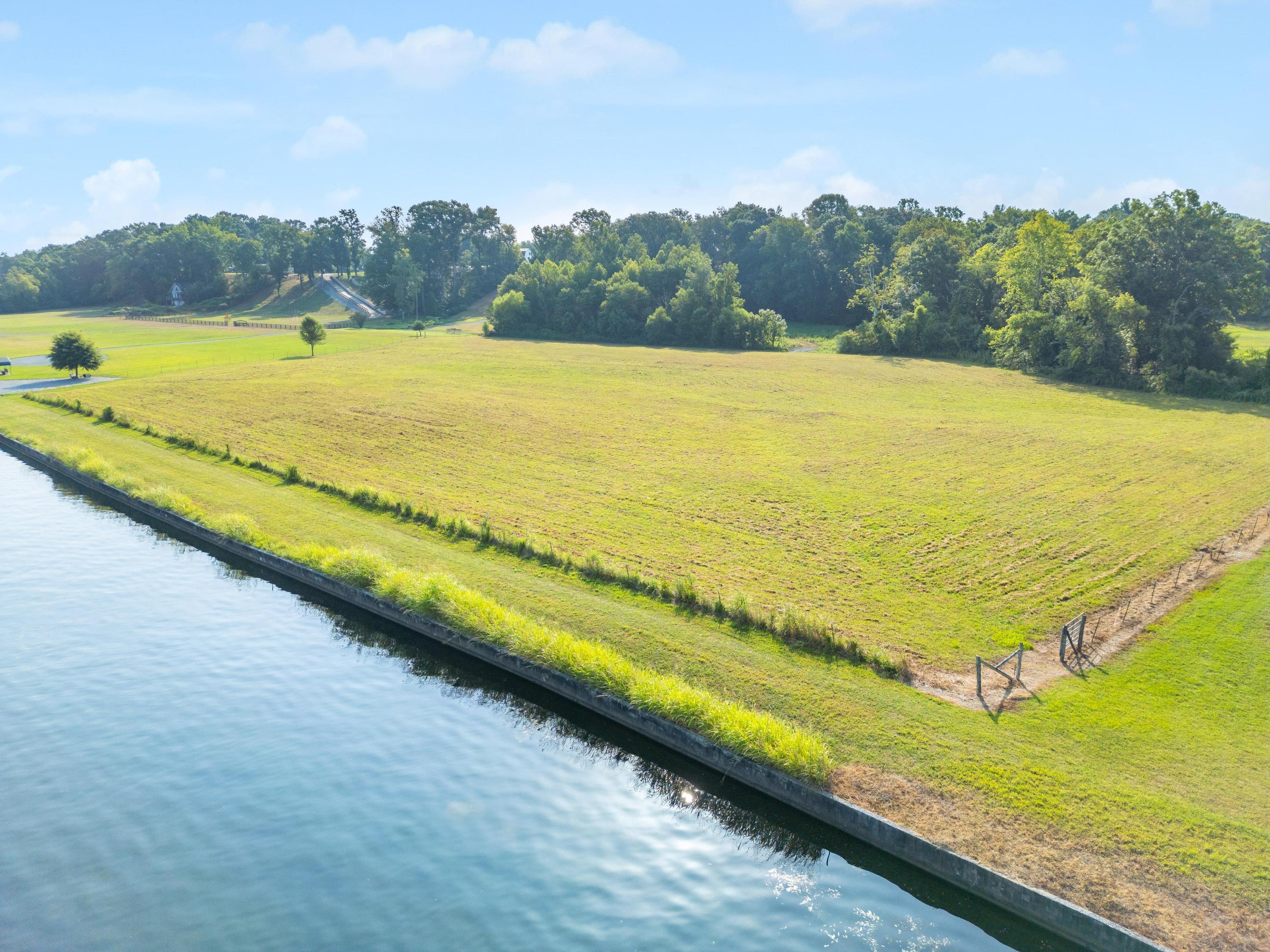 1276 Holly Glen Road, Unit 2 Decatur, TN 37322 - Photo 14 of 35 2024_07_July_1260_Holly_Glen_ln_0029