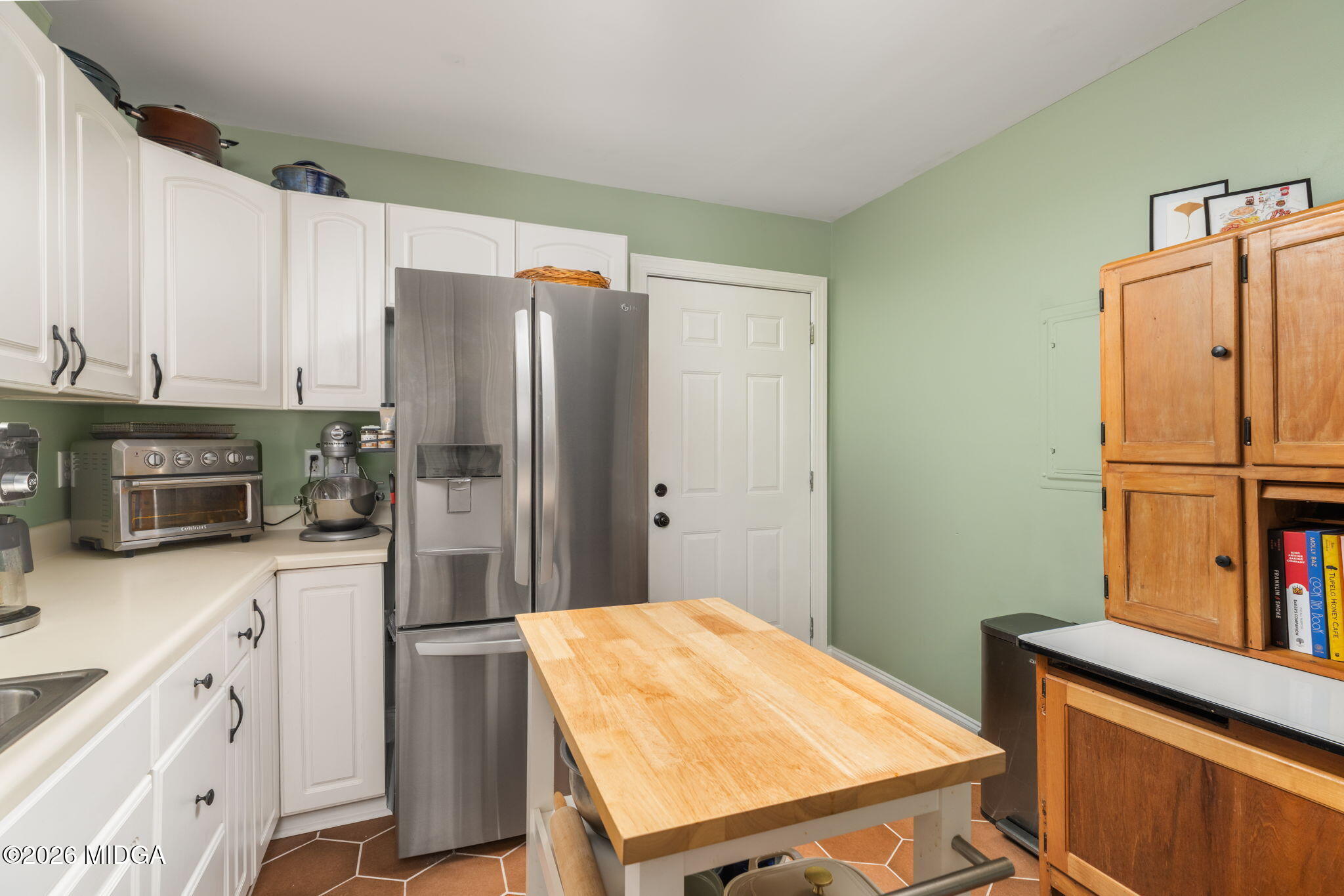 853 Tatnall Street Macon, GA 31201 - Photo 14 of 42 23-web-or-mls-AV101668-Edit