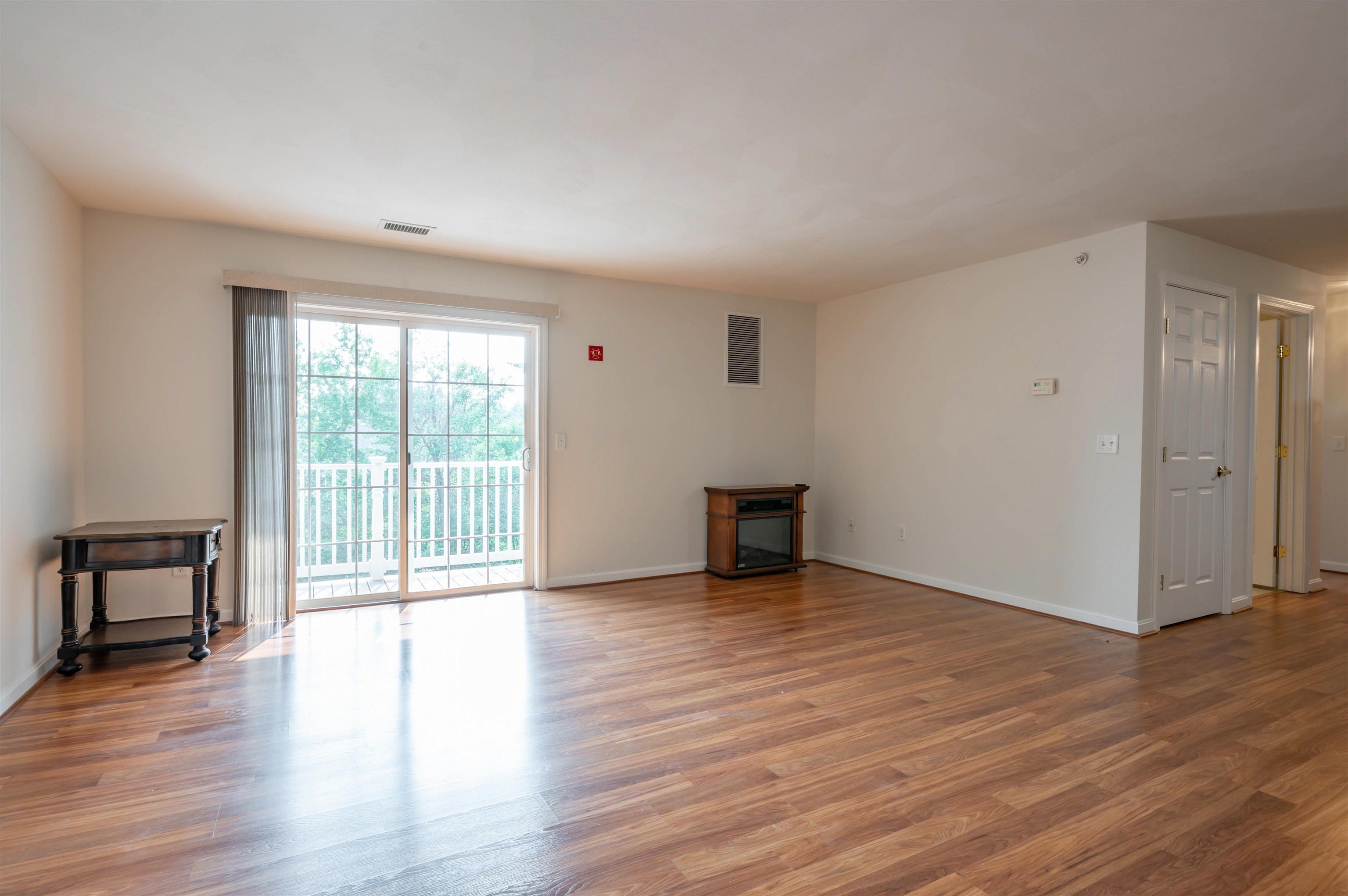 65 Fordway Extension, Unit 1307 Derry, NH 03038 - Photo 4 of 28