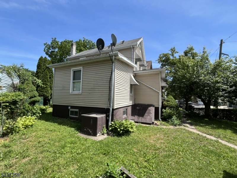 22 Drake Street Bound Brook, NJ 08805 - Photo 14 of 15