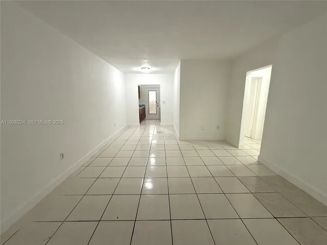 $1,800 | 6885 Byron Avenue, Unit 103, Miami Beach, FL 33141