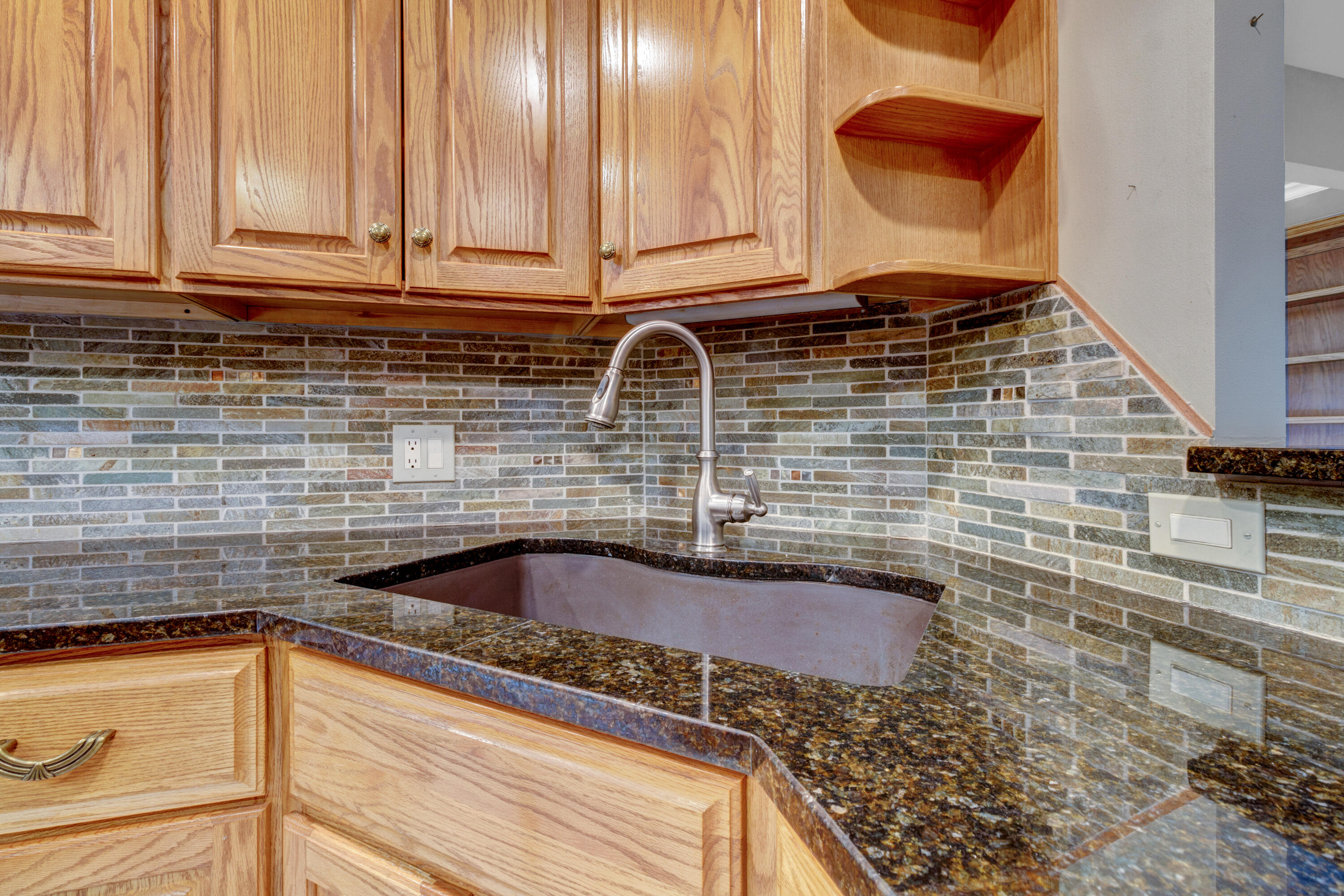 1415 Rood Point Road Norton Shores, MI 49441 - Photo 20 of 77 Ernie Sesselmann - 1415 Rood Point Rd-15