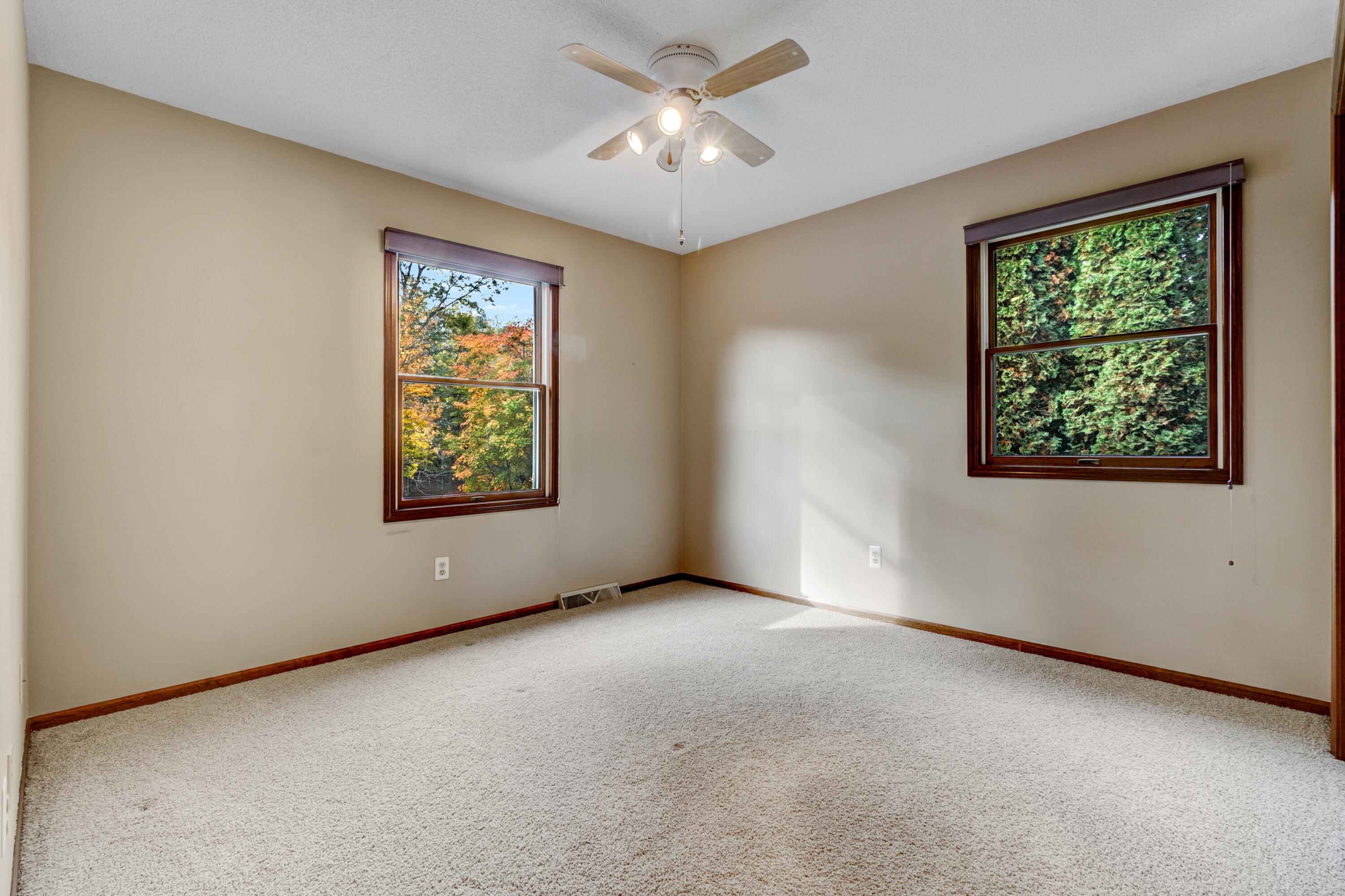 1415 Rood Point Road Norton Shores, MI 49441 - Photo 46 of 77 Ernie Sesselmann - 1415 Rood Point Rd-41