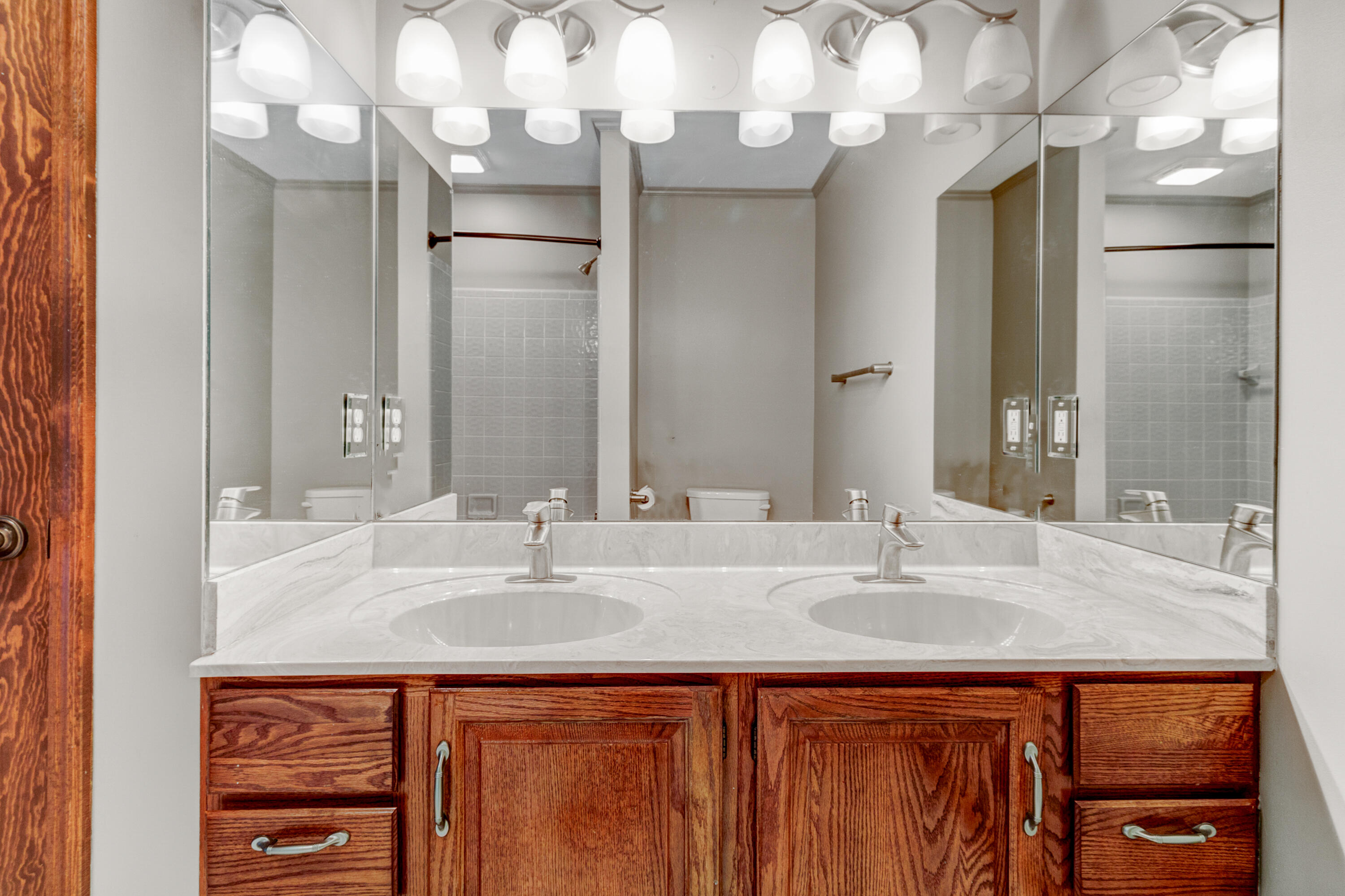 1415 Rood Point Road Norton Shores, MI 49441 - Photo 53 of 77 Ernie Sesselmann - 1415 Rood Point Rd-48