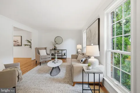 $1,299,900 | 3901 Colonel Ellis Avenue, Alexandria, VA 22304