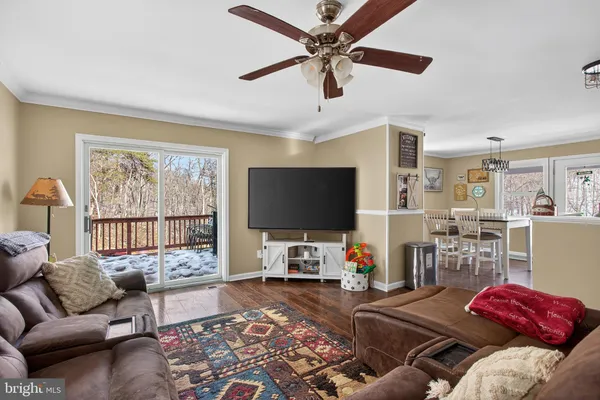 $2,300 | 1238 Logger Drive, Gore, VA 22637