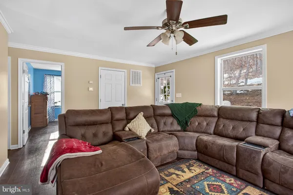 $2,300 | 1238 Logger Drive, Gore, VA 22637