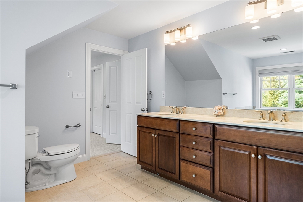 58 Sunset Ridge Lane, Unit 58 Bolton, MA 01740 - Photo 26 of 33