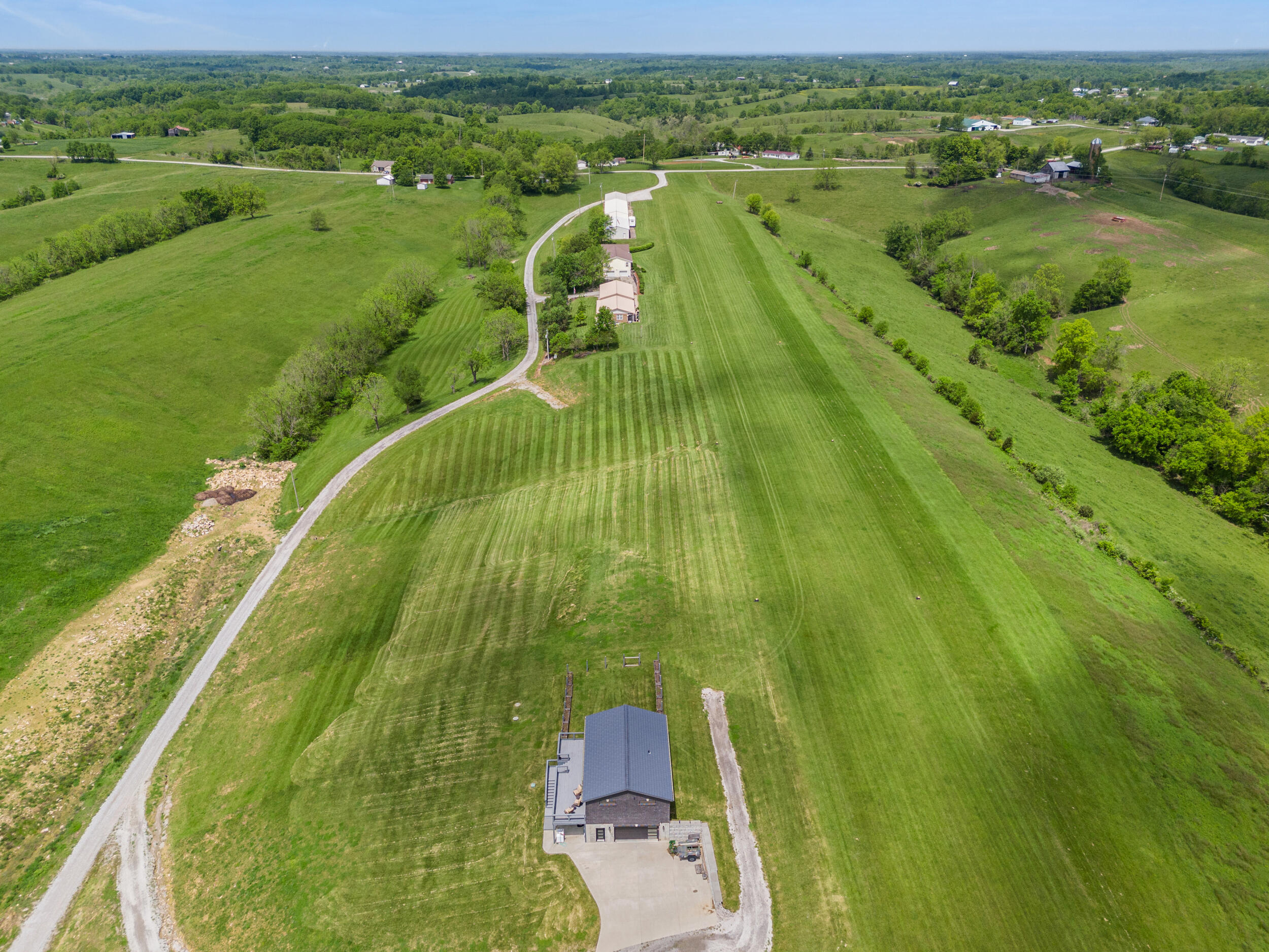 60 Pilots Dream Drive Dry Ridge, KY 41035 - Photo 13 of 36 DJI_20240508115109_0031_D