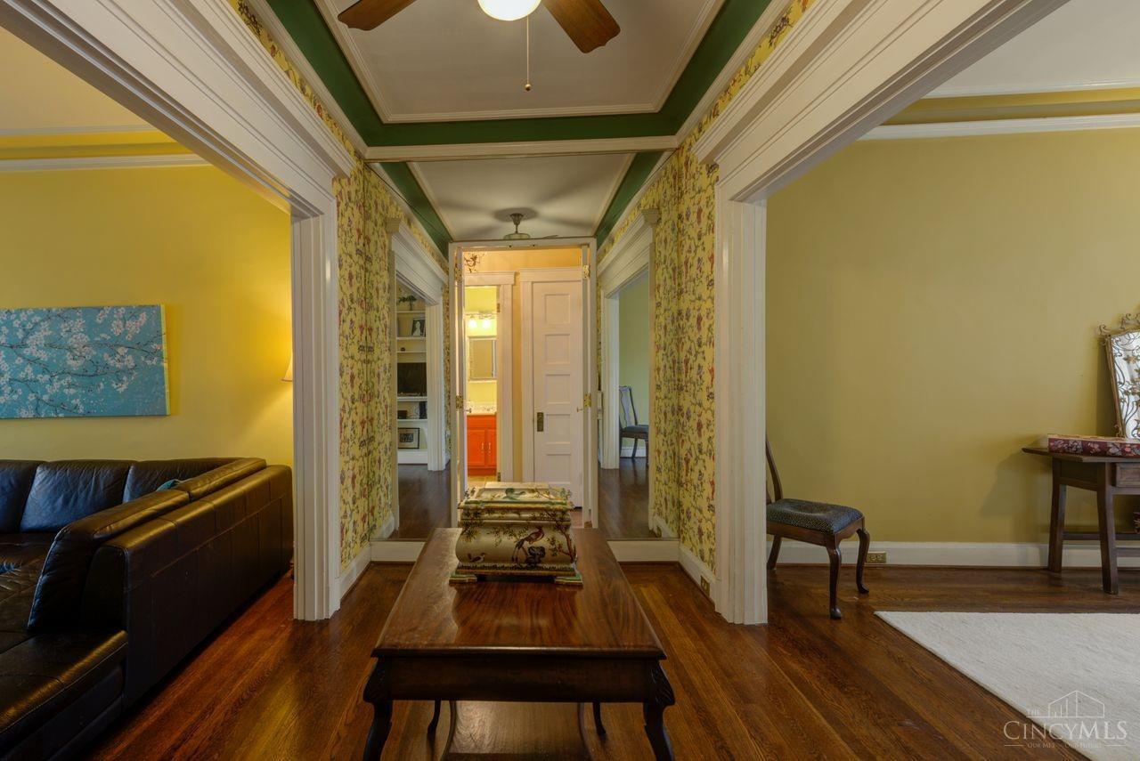 2136 Madison Road, Unit C Cincinnati, OH 45208 - Photo 9 of 33 Gallery Image 9