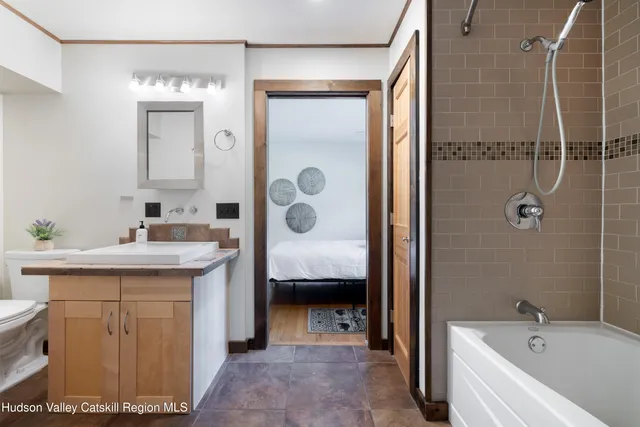 $965,000 | 79 Vosenkill Road, Catskill, NY 12414