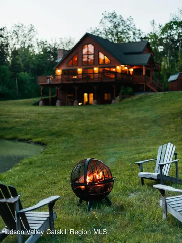 $965,000 | 79 Vosenkill Road, Catskill, NY 12414