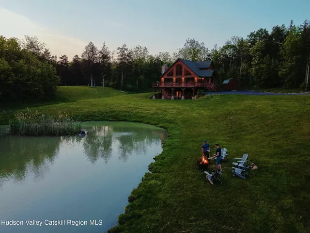 $965,000 | 79 Vosenkill Road, Catskill, NY 12414