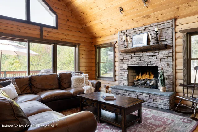 $965,000 | 79 Vosenkill Road, Catskill, NY 12414