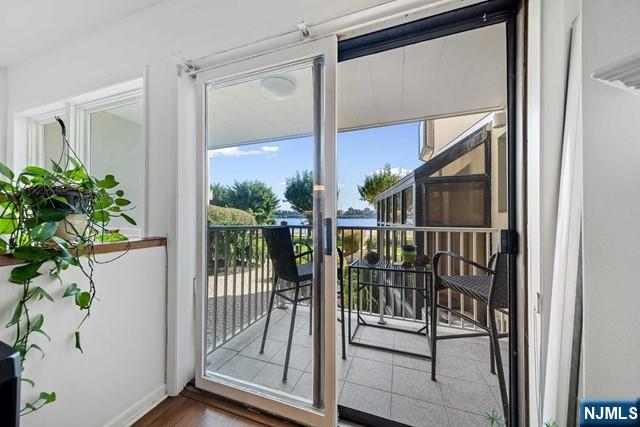 1225 River Road, Unit 6A Edgewater, NJ 07020 - Photo 11 of 30 a view of a balcony