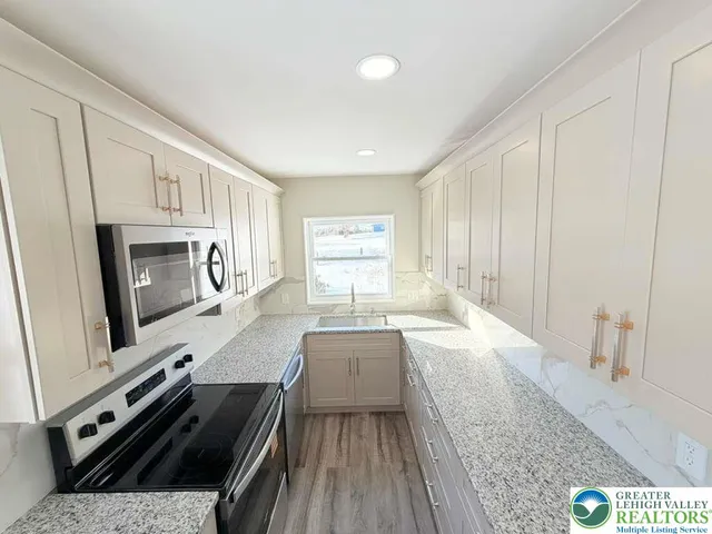 $389,900 | 5955 Interchange Road, Lehighton, PA 18235