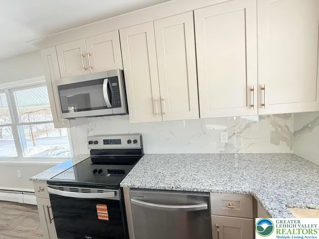 $389,900 | 5955 Interchange Road, Lehighton, PA 18235