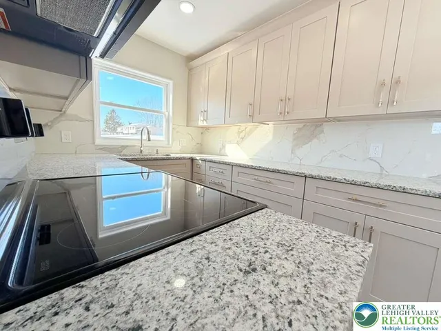 $389,900 | 5955 Interchange Road, Lehighton, PA 18235