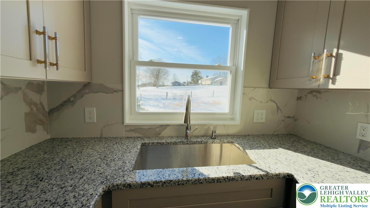 5955 Interchange Road Lehighton, PA 18235 - Photo 9 of 43