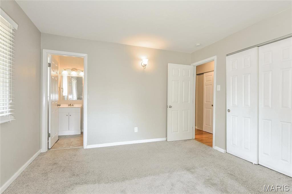 1905 Apple Blossom Court Florissant, MO 63031 - Photo 5 of 18