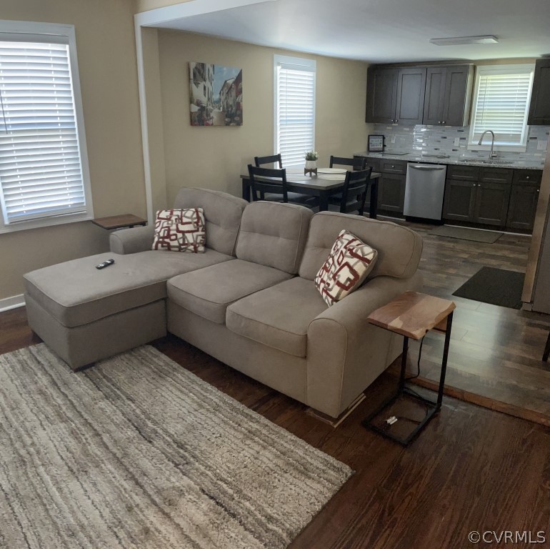 515 Graham Road Petersburg, VA 23805 - Photo 7 of 26 Gallery Image 7