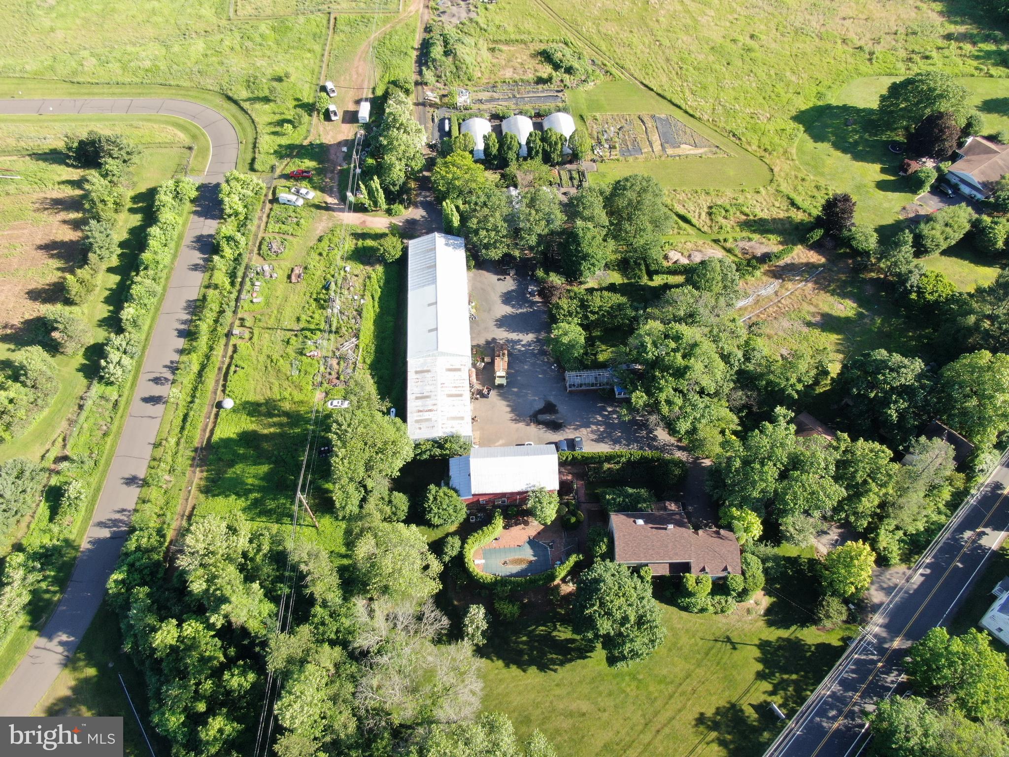 545 Weston Canal Road Somerset, NJ 08873 - Photo 18 of 41 a view of a garden with plants