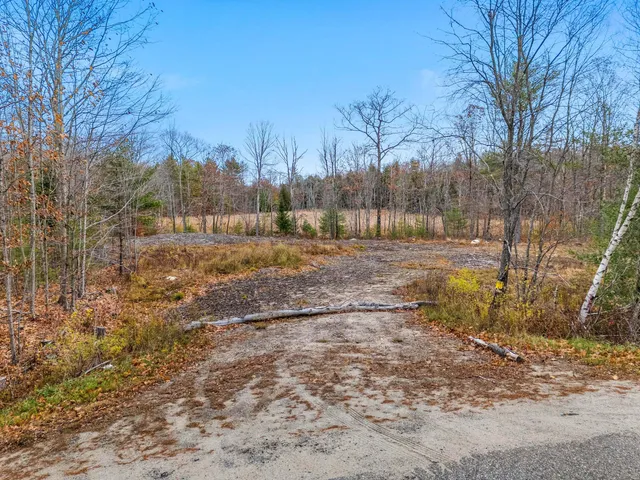 $500,000 | R01-l73 & R01-l73 & M8l32 Marsh Road, Sabattus, ME 04280