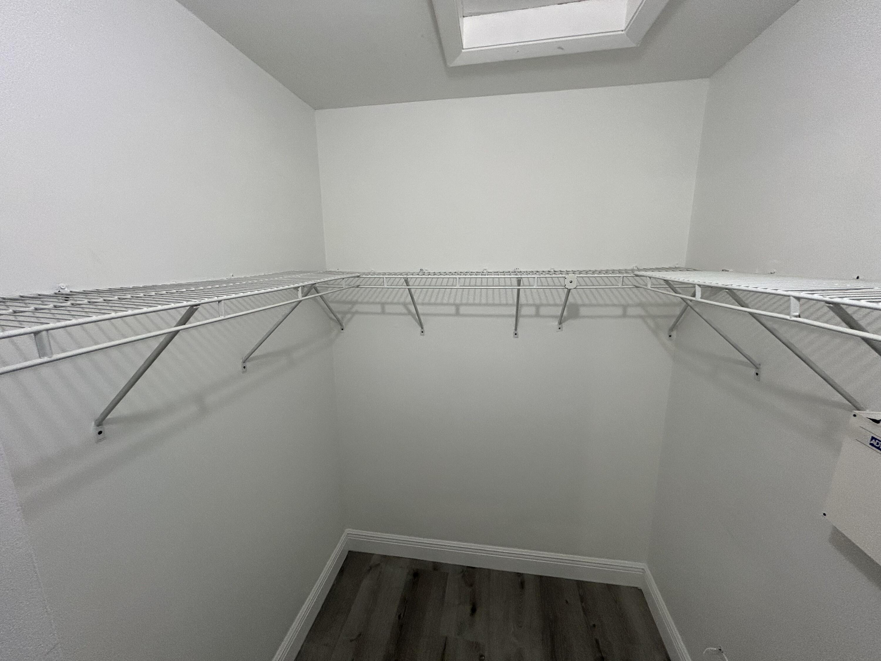 Bed1Closet